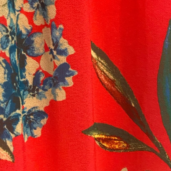 FLORAL LONG SLEEVE RED MAXI DRESS- 1XL - Picture 5 of 6